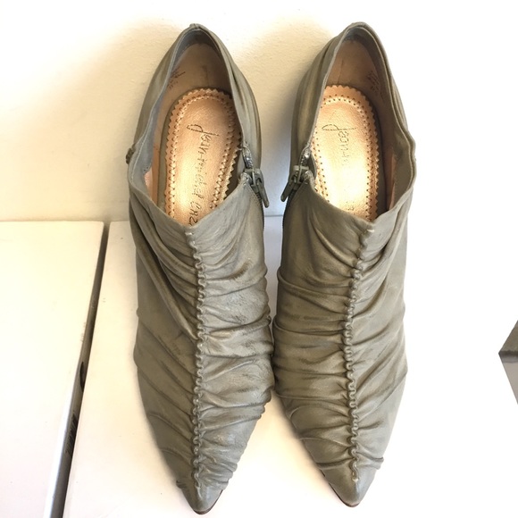 NWT Jean-Michel Cazabat Irina High Heel Booties - Picture 2 of 8